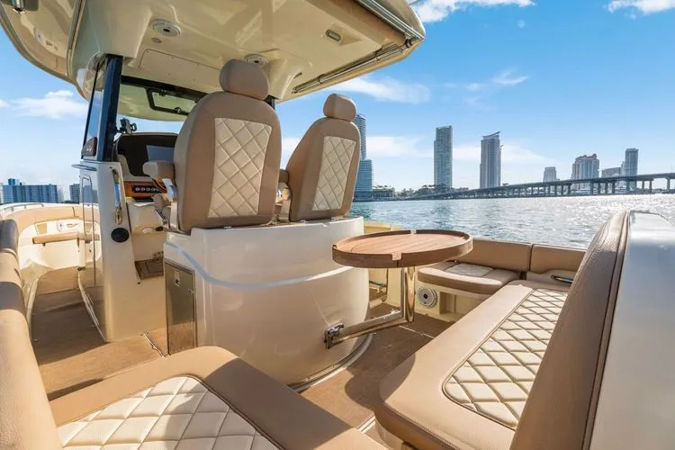 Slide: The Image of 2022 Chris-craft Catalina 30 - Image 17 - 17