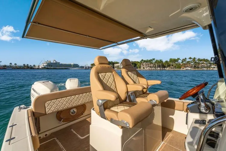 Slide: The Image of 2022 Chris-craft Catalina 30 - Image 22 - 22