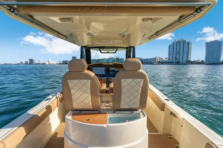 Slide: The Image of 2022 Chris-craft Catalina 30 - Image 23 - 23