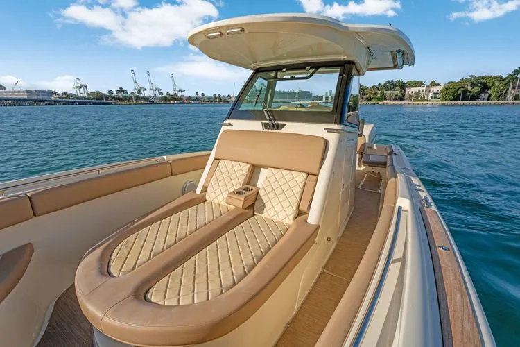 Slide: The Image of 2022 Chris-craft Catalina 30 - Image 42 - 42