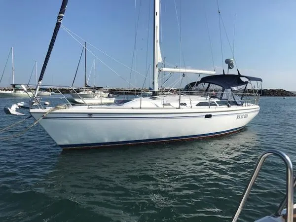 Slide: The Image of Catalina 36 MarkII 2004 - 1