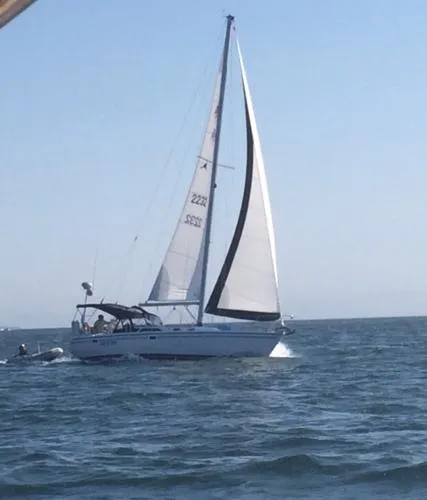 Slide: The Image of Catalina 36 MarkII 2004 - 3