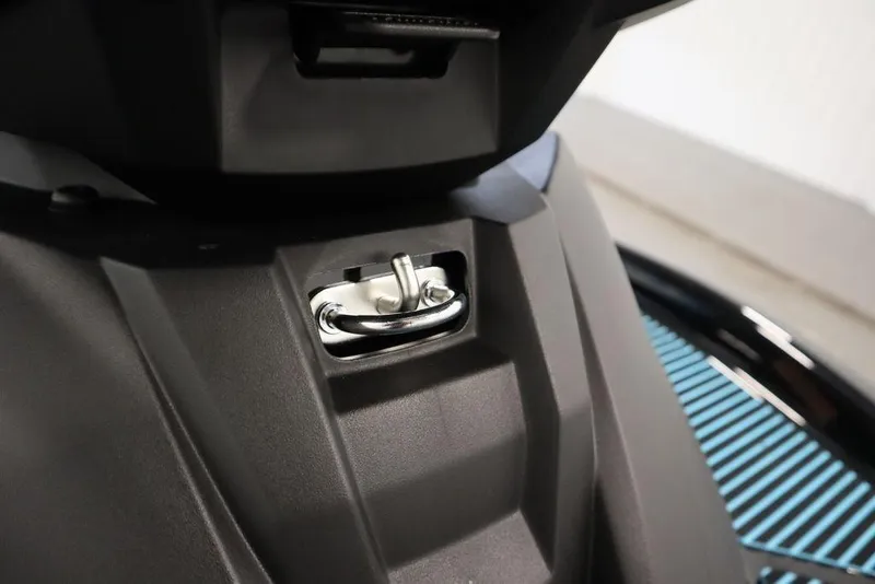 Slide: The Image of Close-up of 2026 Yamaha WaveRunner VX Deluxe handle detail. - 19