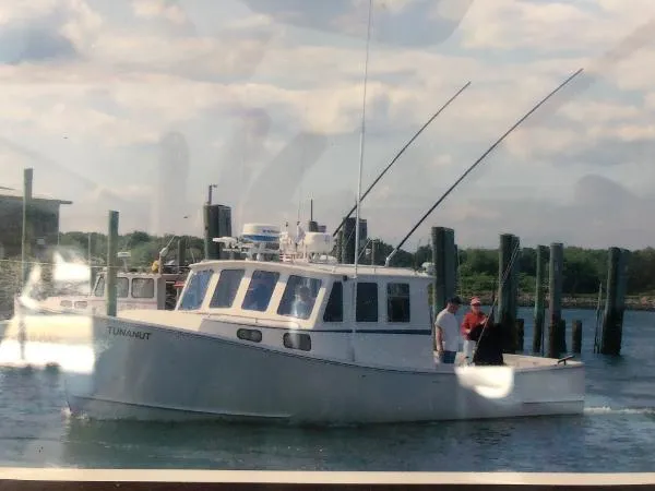 Slide: The Image of Northern Bay 36 Tuna rigged hardtop 2001 - 2