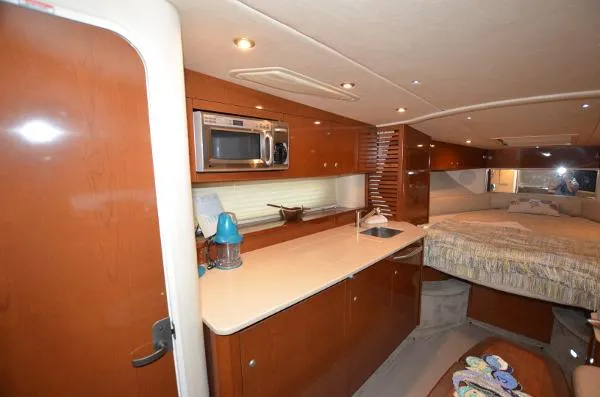Slide: The Image of Sea Ray 350 Sundancer 2008 - 6