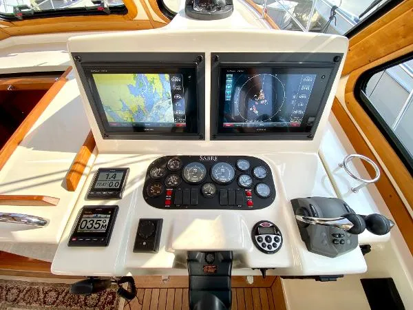 Slide: The Image of Sabre 42 Express 2005 - 6