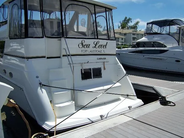 Slide: The Image of Carver Yachts 406 Aft Cabin Motor Yacht 2000 - 1