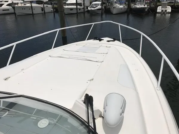 Slide: The Image of Intrepid 430 Sport Yacht 2009 - 4
