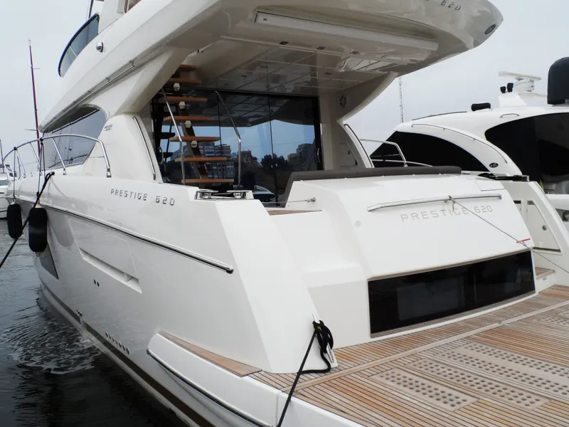 Slide: The Image of Jeanneau Prestige 620 2015 - 1
