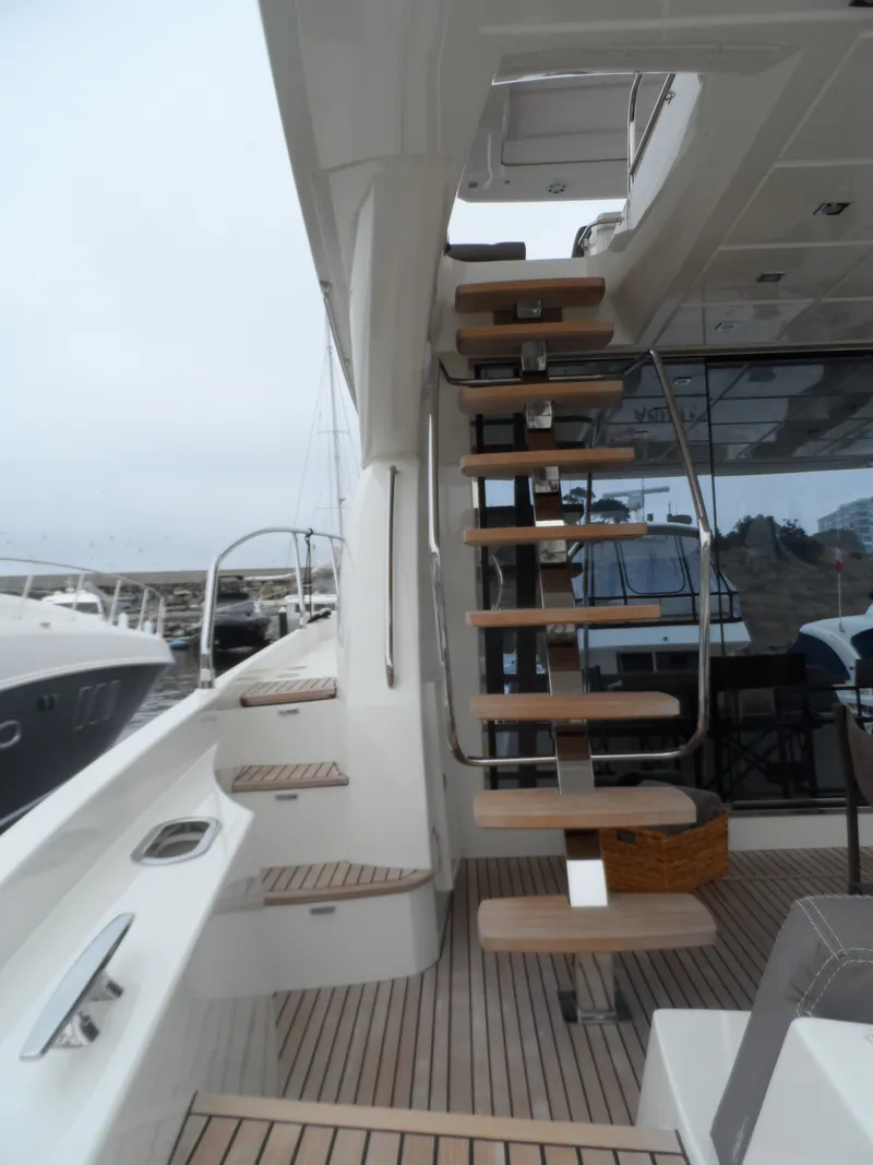 Slide: The Image of Jeanneau Prestige 620 2015 - 5