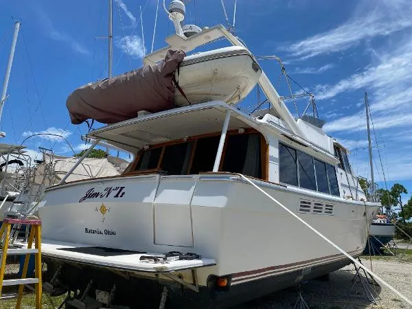 Slide: The Image of Bayliner 4588 Pilothouse 1989 - 2