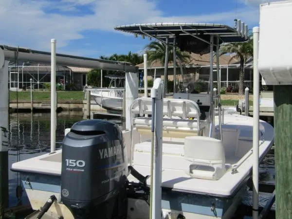 Slide: The Image of Pathfinder 2200 V 2005 - 4