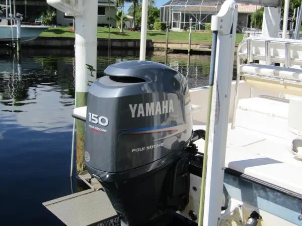Slide: The Image of Pathfinder 2200 V 2005 - 5