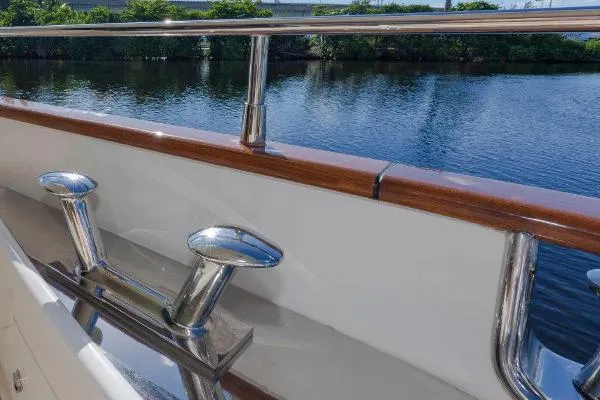 Slide: The Image of Azimut Flybridge Motor Yacht 2007 - 5