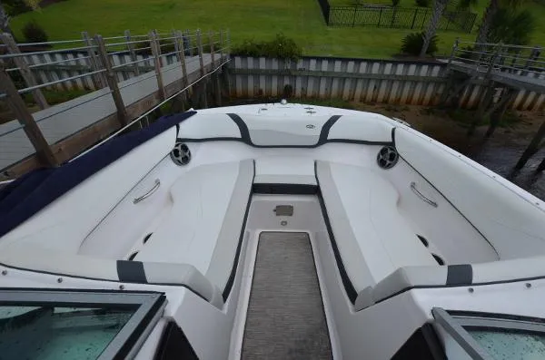 Slide: The Image of Regal 22 FasDeck 2016 - 3