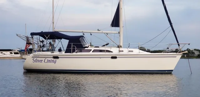 Slide: The Image of Catalina 320 MkII 2006 - 2