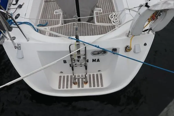 Slide: The Image of Beneteau Oceanis 350 1991 - 4