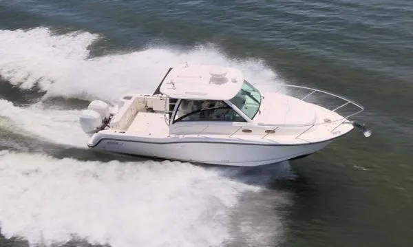 Slide: The Image of Boston Whaler 315 Conquest 2014 - 0