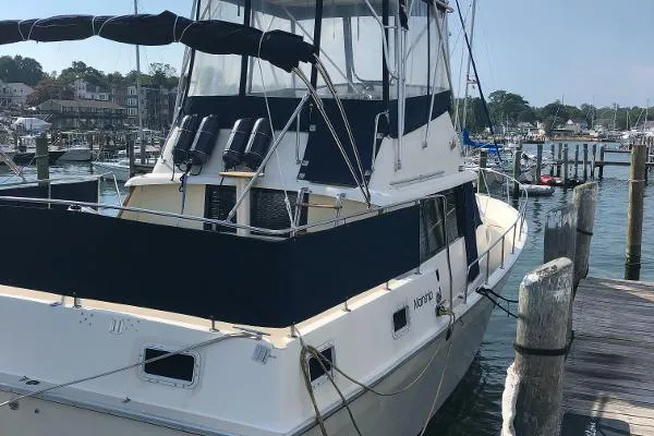 Slide: The Image of Mainship 40 Double Cabin 1987 - 1