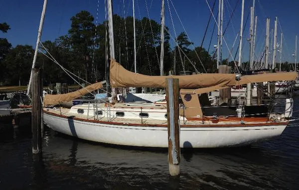 Slide: The Image of Cape Dory 36 1983 - 1