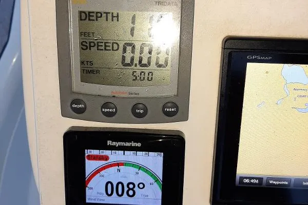 Slide: The Image of Beneteau 331 2000 - 11