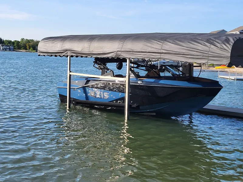 Slide: The Image of Axis T220 2023 - 10