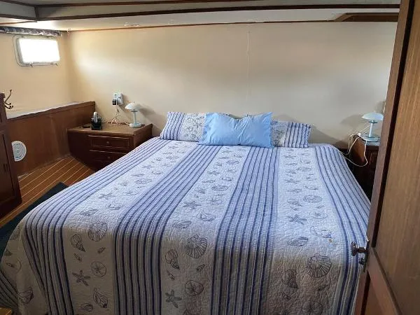 Slide: The Image of Custom Pilothouse Trawler 1974 - 6