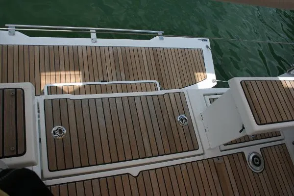 Slide: The Image of Beneteau 38.1 2019 - 10