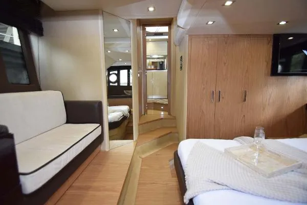 Slide: The Image of Sessa Express 2011 - 9