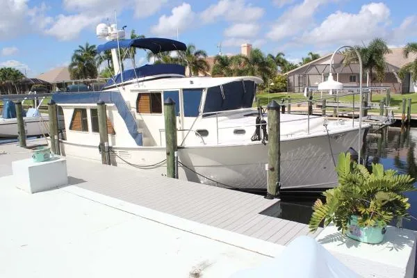Slide: The Image of Mariner Seville Pilothouse 2007 - 10