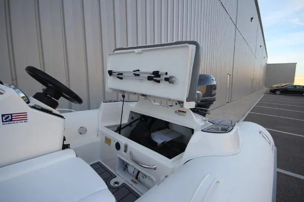 Slide: The Image of Zodiac Yachtline 360 DL NEO GL Edition 40hp In Stock 2021 - 11