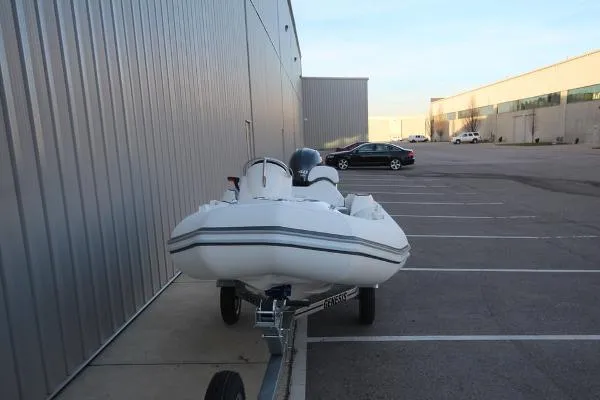 Slide: The Image of Zodiac Yachtline 360 DL NEO GL Edition 40hp In Stock 2021 - 4