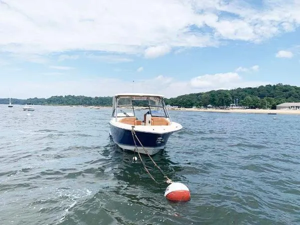 Slide: The Image of Scout 275 Dorado 2019 - 1