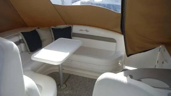 Slide: The Image of Sea Ray 320 Sundancer 2003 - 10
