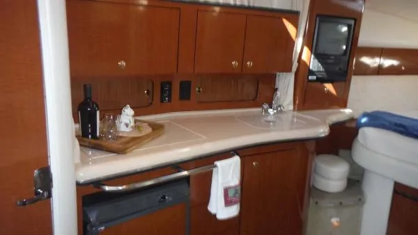 Slide: The Image of Sea Ray 320 Sundancer 2003 - 2