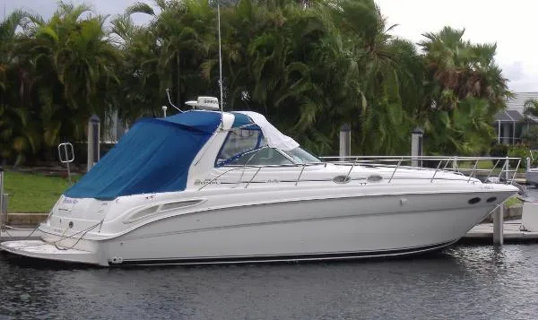 Slide: The Image of Sea Ray 380 Sundancer with Diesels 2000 - 1