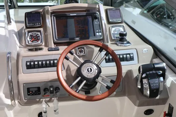 Slide: The Image of Chaparral 330 Signature 2013 - 9