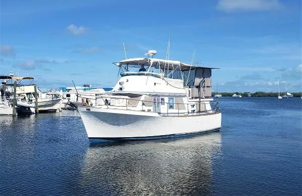 Slide: The Image of Ta Chiao CT40 Sundeck Trawler 1985 - 3
