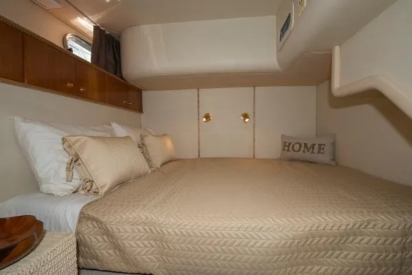 Slide: The Image of Viking 56 Sport Cruiser 1998 - 8