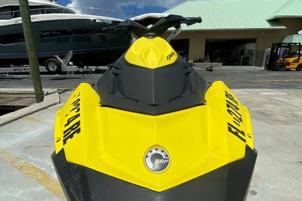 Slide: The Image of Sea-Doo Spark 3up 2016 - 1