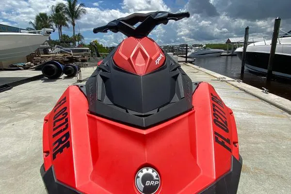 Slide: The Image of Sea-Doo Spark 3up 2016 - 2