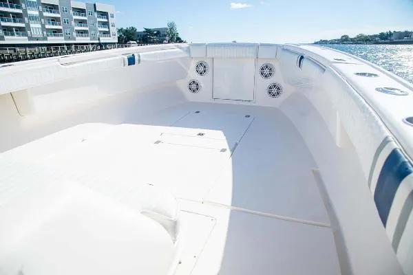 Slide: The Image of Intrepid 322 Open 1998 - 7