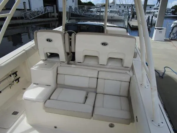 Slide: The Image of Pursuit 310 Sport ST 2012 - 8