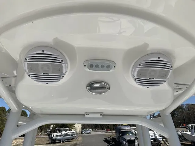 Slide: The Image of Sea Pro 230 Bay Boat 2026 - 23