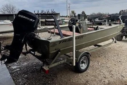 The Image of 2007 Tracker Grizzly 1754 CC All-Welded boat with Mercury engine on trailer. - 1