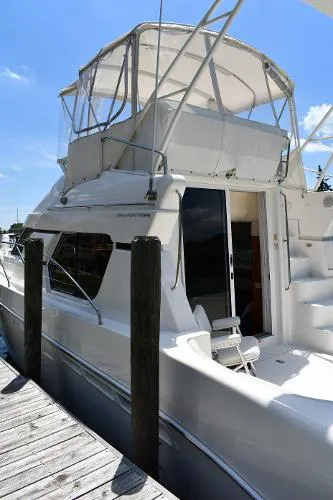 Slide: The Image of Silverton 35 Convertible 2001 - 1