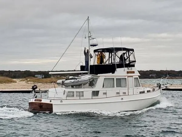 Slide: The Image of Grand Banks 36 Heritage Classic 2002 - 0
