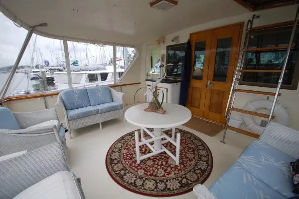 Slide: The Image of Hatteras Stabilized Motor Yacht 1981 - 11