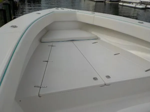 Slide: The Image of Venture 34 Center Console 2007 - 3