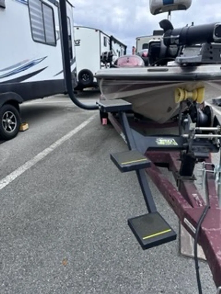 Slide: The Image of Javelin Renegade 1999 - 14